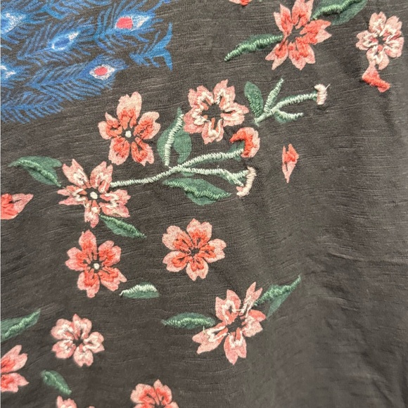 Lucky Brand Women’s Peacock Embroidered Tank Top Grey Plus Size 2X - Picture 6 of 11